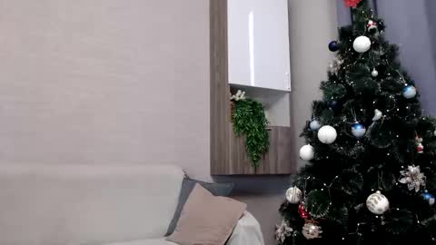 Snapshot of yummy_blonde chatting on 12-22-24, 12:16 you babe online show from 12-22-24, 12:16