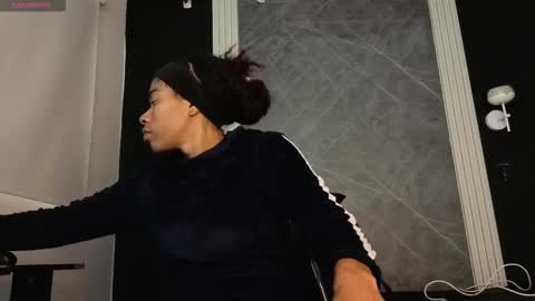 Yummyduo online show from 11-23-25, 11:54