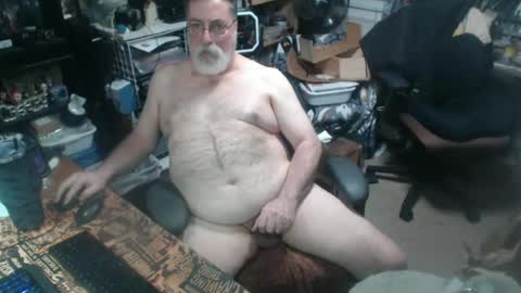 Snapshot of yummyflguy chatting on 06-18-26, 06:12 yummyflguy online show from 06-18-26, 06:12