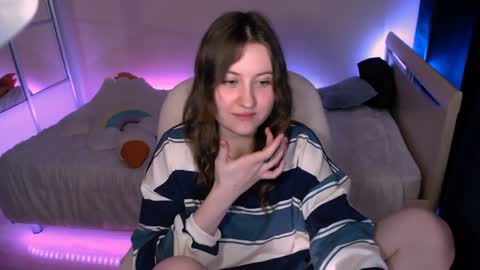 YummyPolly online show from 01-11-25, 02:30