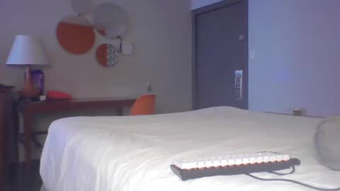 Snapshot of yummythick5150 chatting on 02-02-25, 09:40 yummythick5150 online show from 02-02-25, 09:40