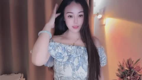 YunEr online show from 05-15-26, 03:35