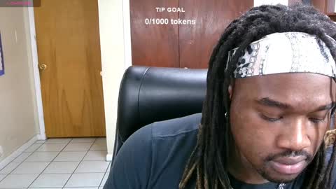 Snapshot of yungbbcbro chatting on 01-03-25, 05:28 Octavian online show from 01-03-25, 05:28