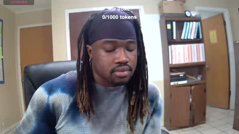 Snapshot of yungbbcbro chatting on 01-10-25, 05:15 Octavian online show from 01-10-25, 05:15