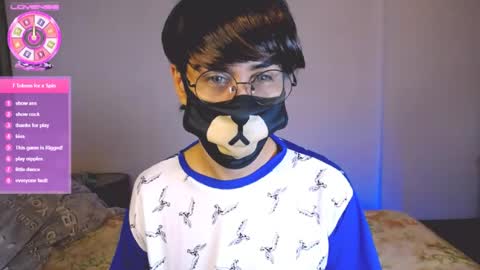 Snapshot of yuniorb chatting on 07-30-26, 03:27 the puppy boy online show from 07-30-26, 03:27