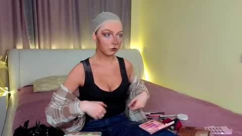 Tara online show from 03-10-26, 11:48