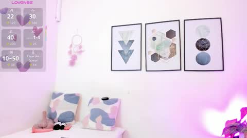 Yunna online show from 11-23-25, 11:32