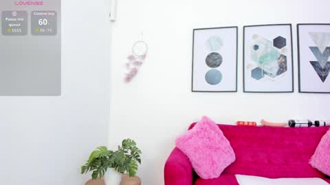 Yunna online show from 04-15-26, 11:39