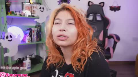 yunorose_ online show from 11-01-25, 03:52