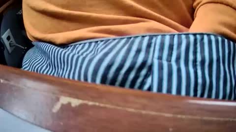 Snapshot of yuppers1234 chatting on 12-02-25, 06:14 yuppers1234 online show from 12-02-25, 06:14