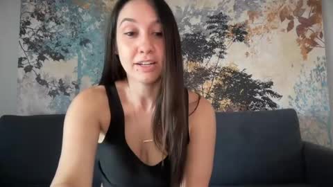 yurdreams_22 online show from 07-12-26, 04:20