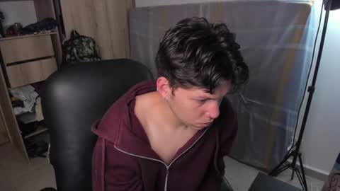 yurii_moody online show from 02-18-25, 01:10