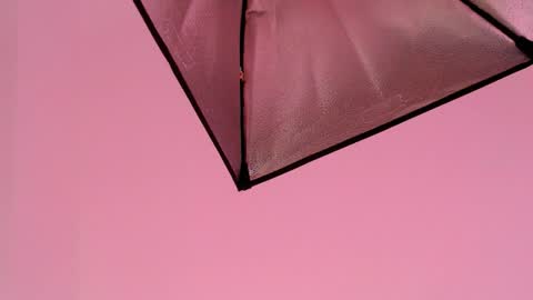 Snapshot of yuukenzi chatting on 02-08-25, 09:13 Maria online show from 02-08-25, 09:13