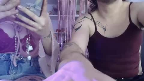 YuzuMiyu online show from 11-26-25, 04:24