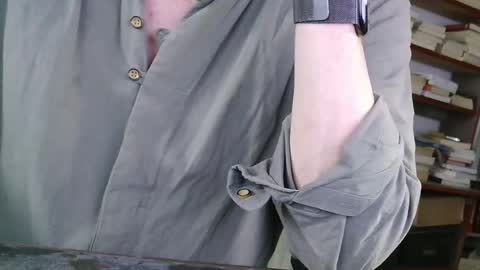 yvanbonar181018 online show from 09-11-25, 07:19