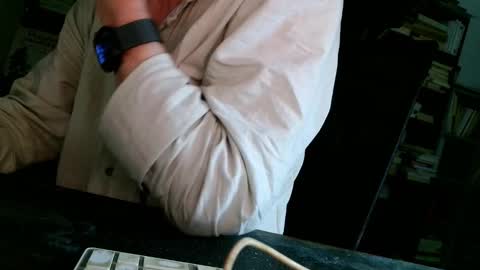 yvanbonar181018 online show from 10-02-25, 01:45