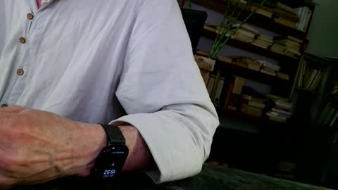 yvanbonar181018 online show from 10-02-25, 01:51