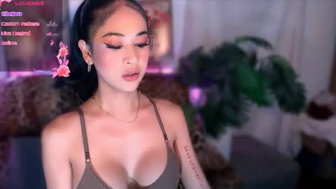 Snapshot of yvannasilva18 chatting on 06-26-26, 10:30 jai online show from 06-26-26, 10:30