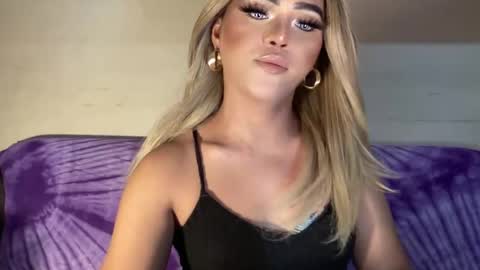 Miss Cali online show from 01-12-25, 07:31