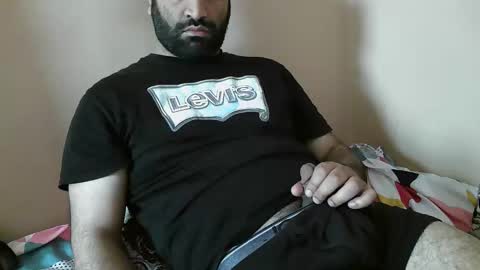 Snapshot of yxxtxxdentyk chatting on 04-23-26, 04:57 Bi BearXXX online show from 04-23-26, 04:57