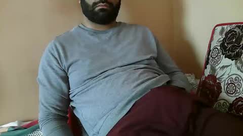 Snapshot of yxxtxxdentyk chatting on 04-27-26, 04:43 Bi BearXXX online show from 04-27-26, 04:43