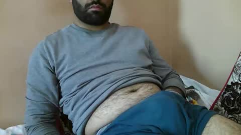 Snapshot of yxxtxxdentyk chatting on 05-06-26, 05:35 Bi BearXXX online show from 05-06-26, 05:35