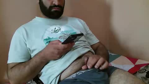 Snapshot of yxxtxxdentyk chatting on 05-23-26, 04:29 Bi BearXXX online show from 05-23-26, 04:29