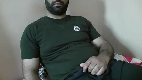 Snapshot of yxxtxxdentyk chatting on 06-04-26, 04:51 Bi BearXXX online show from 06-04-26, 04:51