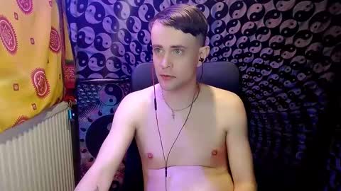 Snapshot of yyscript chatting on 03-10-25, 01:34 online show from 03-10-25, 01:34