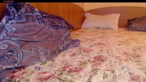 Snapshot of yzza_suave chatting on 02-23-25, 02:35 yzza_suave online show from 02-23-25, 02:35