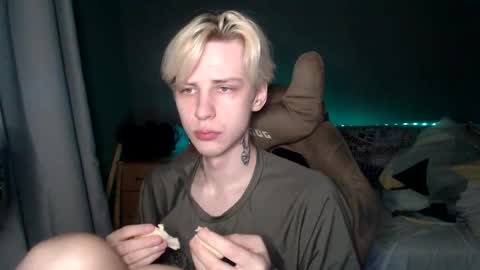 Snapshot of zaaaaaaaaaaaaaaaap chatting on 03-11-25, 01:48 Toshka online show from 03-11-25, 01:48