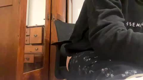 zac15876 online show from 12-28-24, 08:58