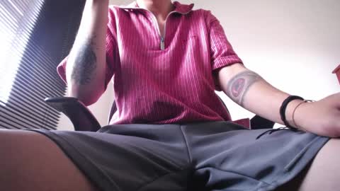 Snapshot of zac_watson chatting on 04-10-26, 08:02 Zac Freelance model online show from 04-10-26, 08:02