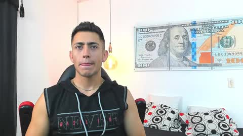 zachpri20 online show from 12-19-24, 10:24