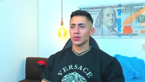 zachpri20 online show from 01-05-25, 07:38