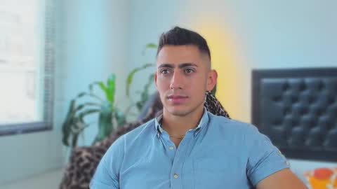 zachpri20 online show from 09-28-25, 04:01