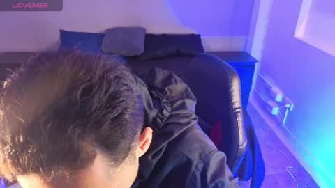 zack_isback online show from 04-17-26, 08:23