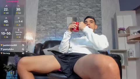 Snapshot of zack_joness10 chatting on 07-16-26, 04:51 zack_joness10 online show from 07-16-26, 04:51