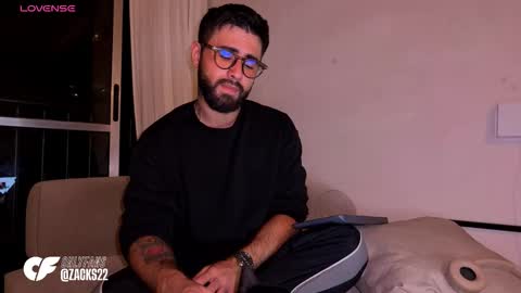 zack_sullivan22 online show from 03-10-26, 06:18