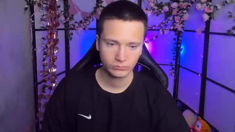 Zack online show from 04-20-26, 06:49