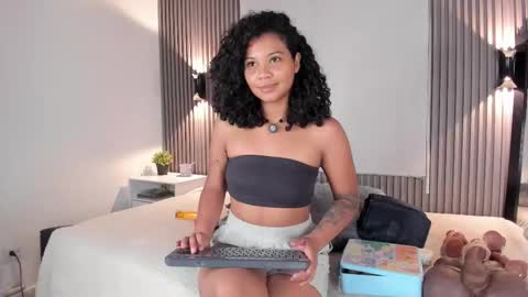 zafira online show from 02-19-26, 07:37