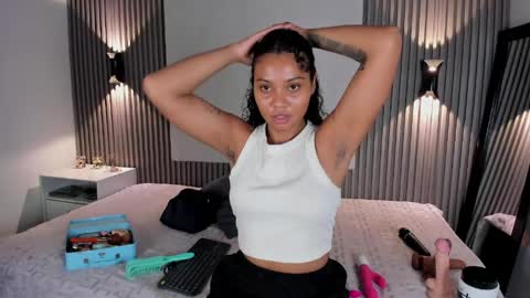 Snapshot of zafiiraa chatting on 05-30-26, 03:58 zafira online show from 05-30-26, 03:58
