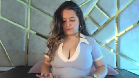 Claire  online show from 02-16-26, 06:48