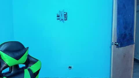 BiG Zafiro online show from 02-19-26, 12:12