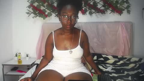 Snapshot of zahhysims chatting on 01-08-25, 06:20 zahhy online show from 01-08-25, 06:20