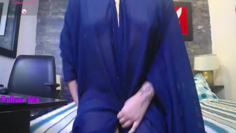 Snapshot of zahra24659 chatting on 02-23-26, 08:28 Zahra online show from 02-23-26, 08:28