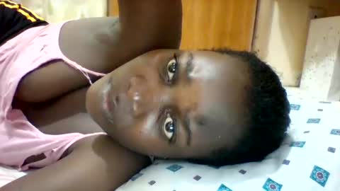 Snapshot of zainxxxx chatting on 01-27-25, 06:20 zainxxxx online show from 01-27-25, 06:20