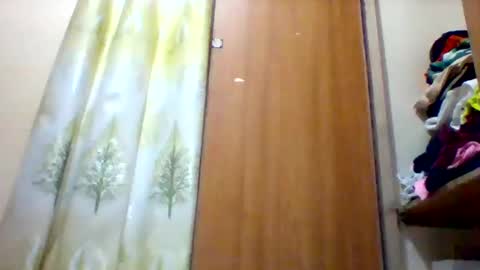 Snapshot of zainxxxx chatting on 02-17-25, 06:48 zainxxxx online show from 02-17-25, 06:48