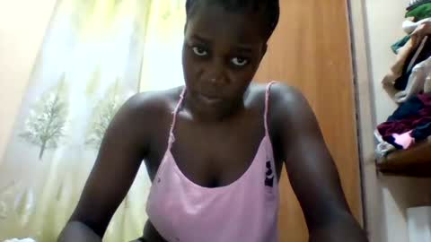 Snapshot of zainxxxx chatting on 03-03-25, 06:33 zainxxxx online show from 03-03-25, 06:33