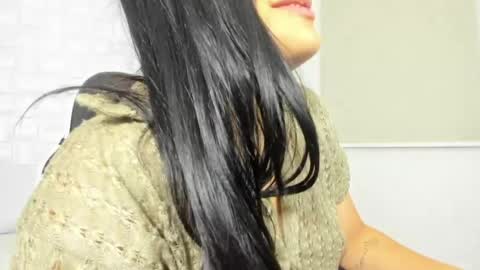 Snapshot of zakia_relish chatting on 05-30-26, 10:40 Z A K I A online show from 05-30-26, 10:40
